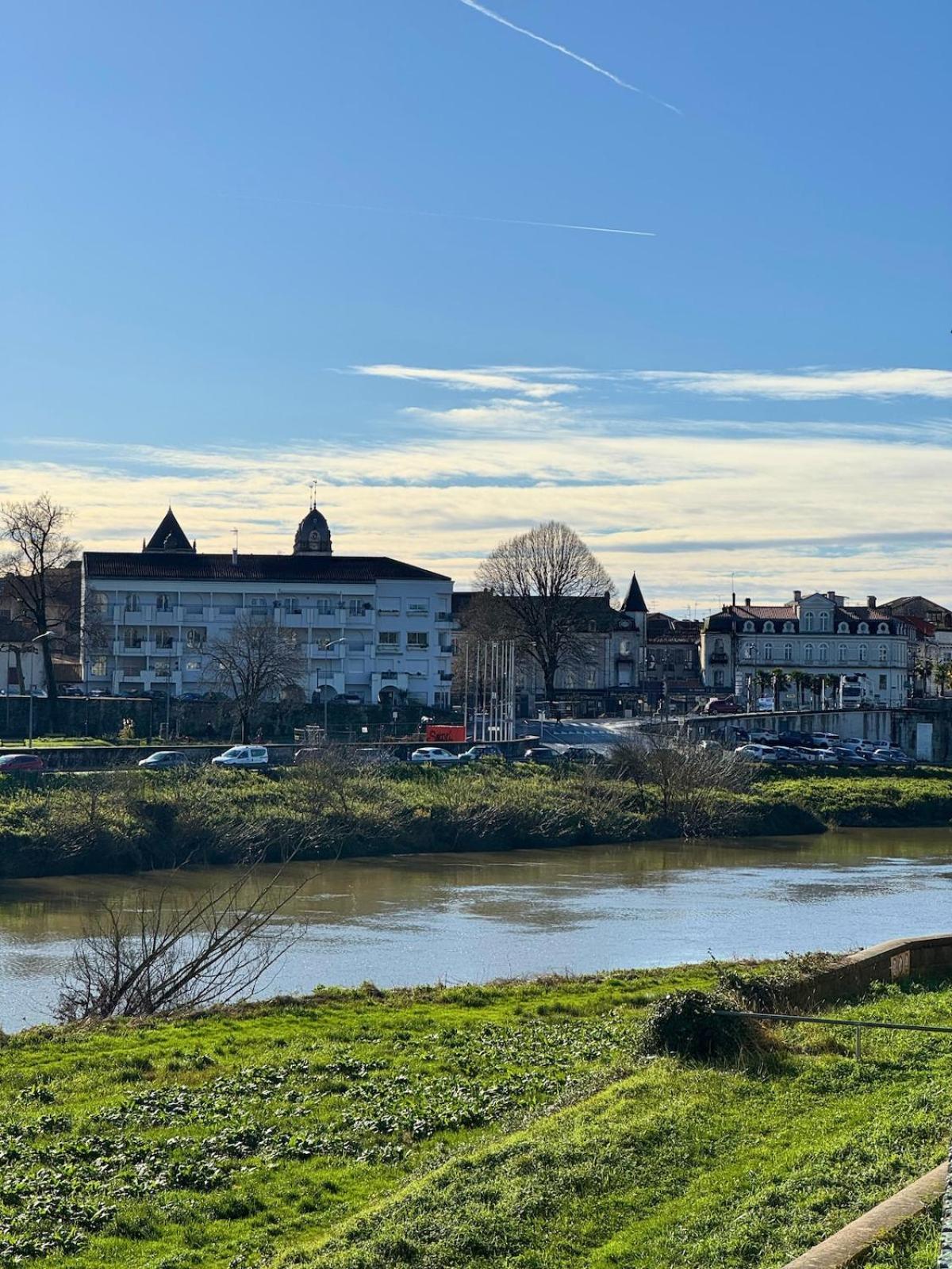 Appartamento Majestic - Wifi - Parking - Vue Dax Esterno foto