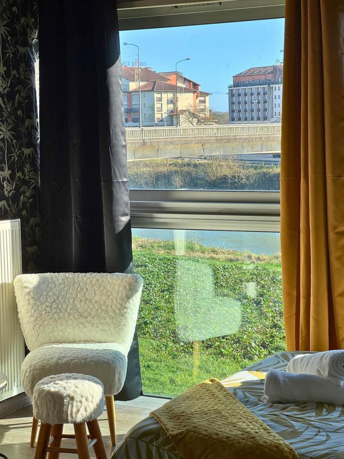 Appartamento Majestic - Wifi - Parking - Vue Dax Esterno foto